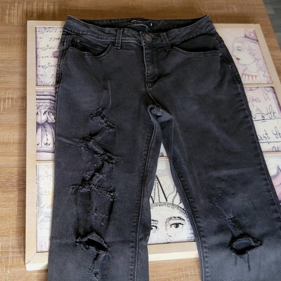 Vintage Lee Perfect Fit Black Distressed Straight Jeans - Picture 9 of 9